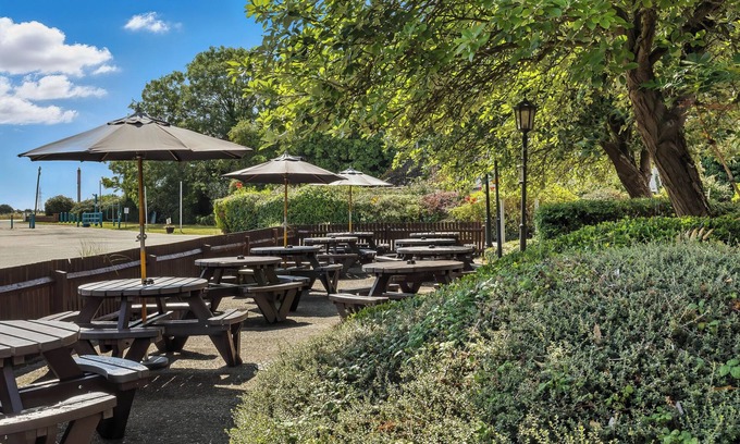 Gilmorton Hotel | The Sparrow Hotel