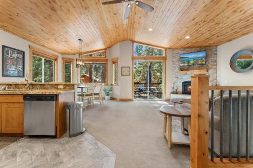 Kings Beach House | The Speckled Gem