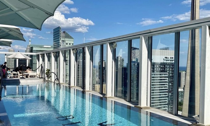 Toronto Entertainment District Condo | The Spot at Bisha