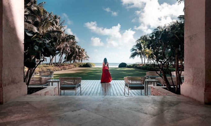 Herreras Hotel | The St. Regis Bahia Beach Resort, Puerto Rico