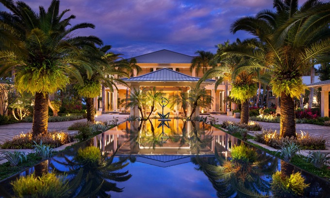 Herreras Hotel | The St. Regis Bahia Beach Resort, Puerto Rico