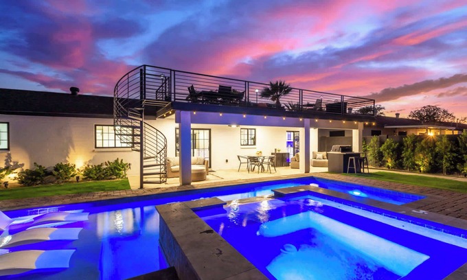 Peaceful Valley House | The Sundancer Oasis|Old Town|Pool+Spa|Rooftop Deck