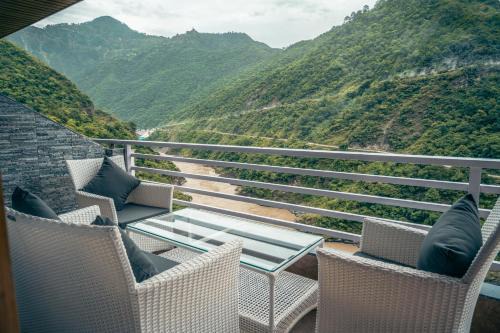 Sirala Hotel | The Tattva Devprayag