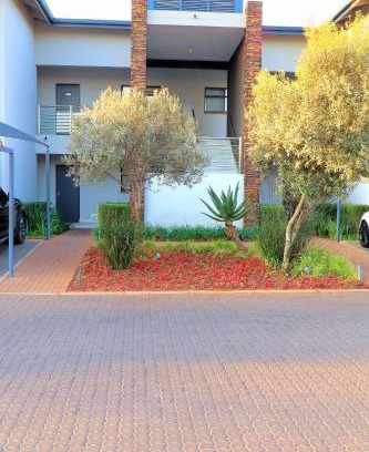 Kempton Park Apartment | The Thorn by the airport