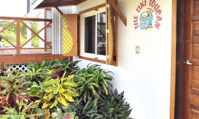 Placencia Apartment | The Tiki Toucan Tropical Suite + Pool