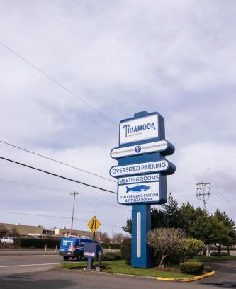 Tillamook Hotel | The Tillamook Inn