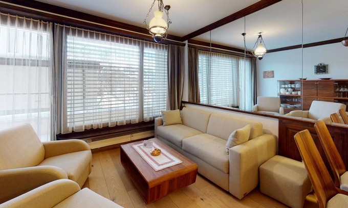 St. Moritz Apartment | The traditional residential building "Au Reduit" is located in the heart of St.