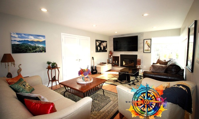 Bel Aire House | The Traveler's House-Central to All, Hilltop, Hot Tub, Gameroom, Firepit, Skiing