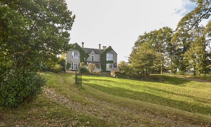 Amlwch Cottage | The Trees - a manor house that sleeps 18 guests in 7 bedrooms