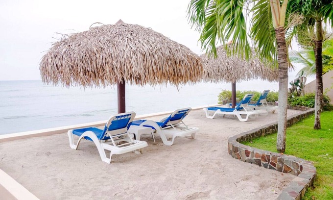 Boca Corona Apartment | The Triton – Spacious One-Bedroom Oceanview Suite