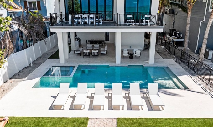 Bradenton Beach House | The Ultimate Beachfront Luxury Home! Amazing Pool and Spa, Rooftop Deck Sunsets!