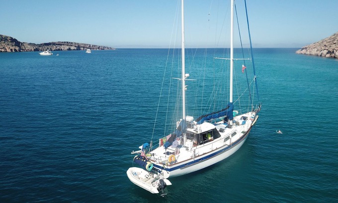 La Paz Boat Rental | The ultimate sailing yacht vacation in the Sea of Cortez. Jersey Girl II