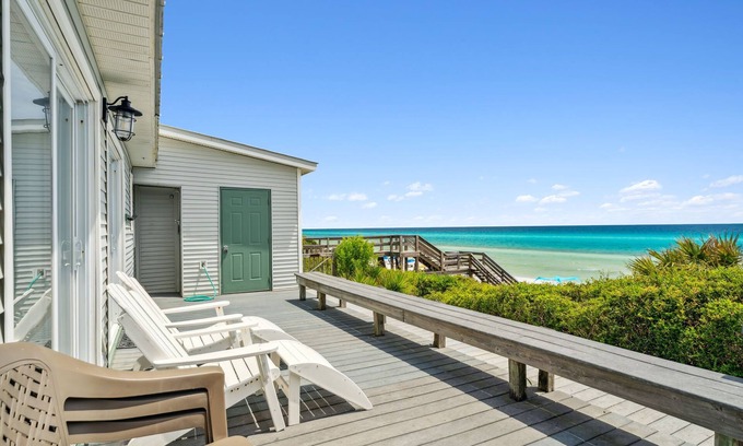 Seacrest House | The Ultimate Gulf Front Family Friendly Getaway | Gulf Views | Beachfront Patio