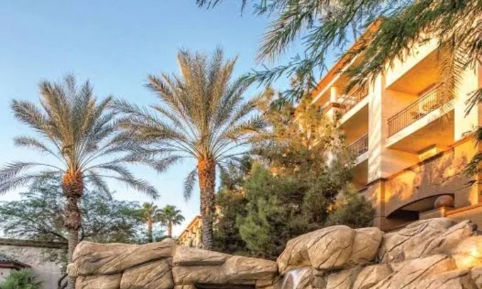 Enterprise Resort | The units available are located on the strip.