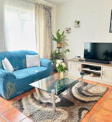 Die Hoewes Apartment | The Urban Dessert "Comfort and Convenience Merged"
