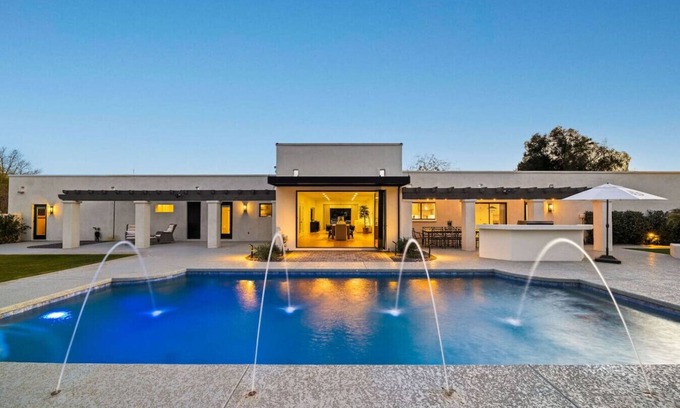 Paradise Country Estates House | The Vale & Sage | A Private Resort Experience