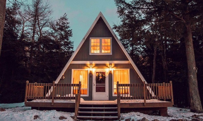 Stratton and Bromley Ski Areas Cabin | The Vermont A-Frame Mountain Retreat