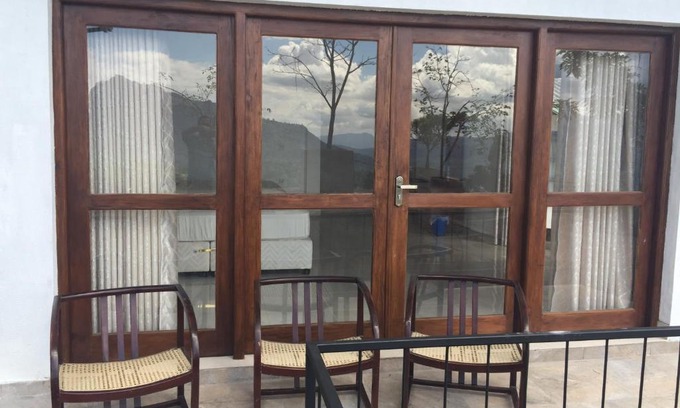 Katukitula Bed & Breakfast | The VIEW at Glenloch