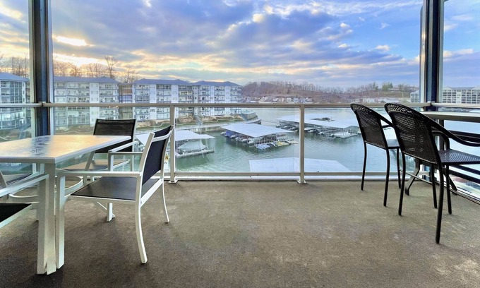 Lake Ozark Condo | The view at Monarch cove; 2mm- pools- hot tubs-elevators. Close to everything!
