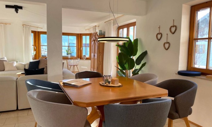Obermaiselstein Apartment | THE View - Fewo Nebelhorn - Landhaus Obermaiselstein "the View"