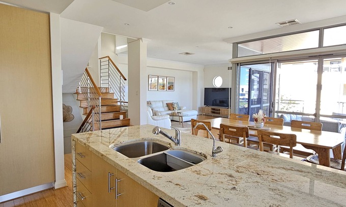 Mandurah House | The View - Mandurah