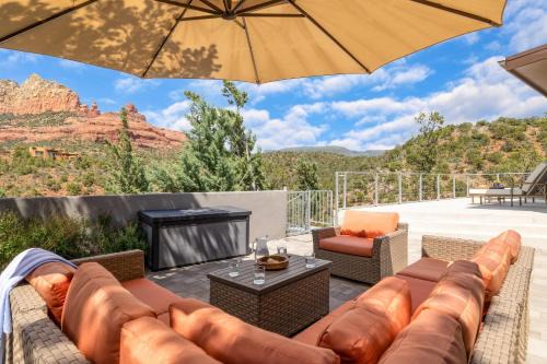 Uptown Sedona House | The Viewpoint by AvantStay Luxe Home SpaViews