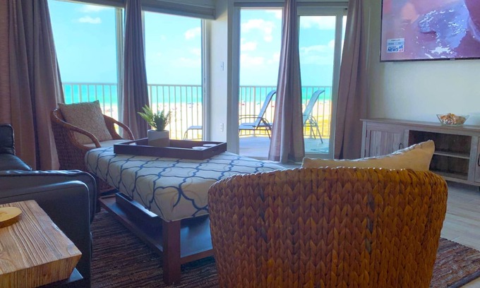 Clearwater Beach Condo | The Villas A-9 - Premium 2 Bedroom 2 Bath Oceanfront Condo