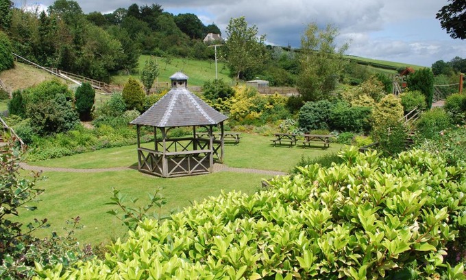 Copplestone Bed & Breakfast | The Waie Inn