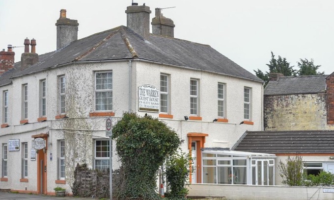 Carlisle House | The Warren Guest House