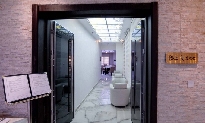 Asokoro Hotel | The Wells Carlton Hotel and Apartments