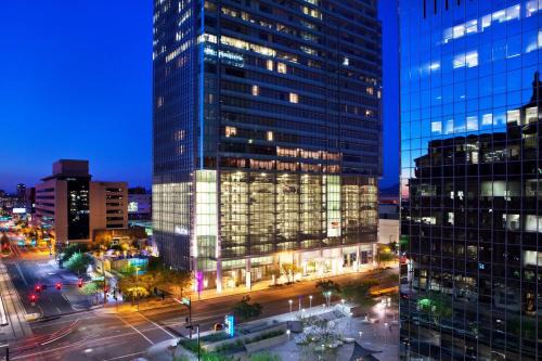 Downtown Phoenix Hotel | The Westin Phoenix Downtown
