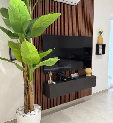 Gzira Apartment | The White Balcony