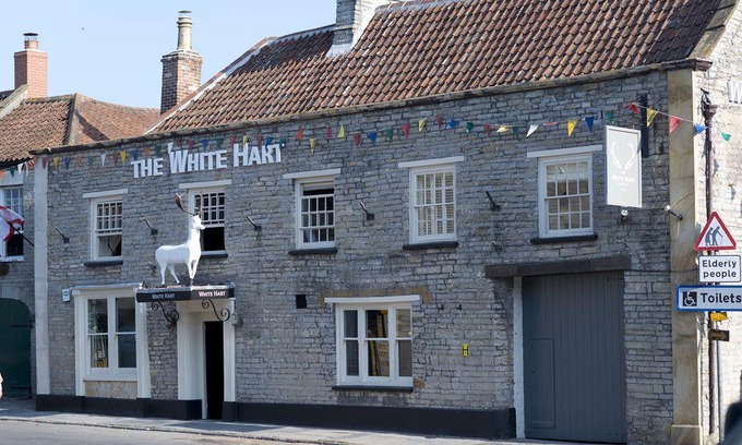 Somerton Hotel | The White Hart