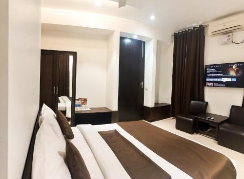 Kumarhatti Hotel | The Wind Cross