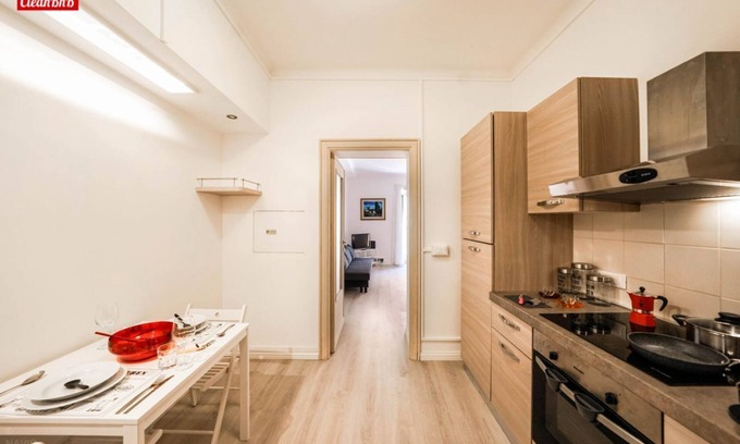 Rione XVI Ludovisi Apartment | The window on the buildings of Rome Apartment