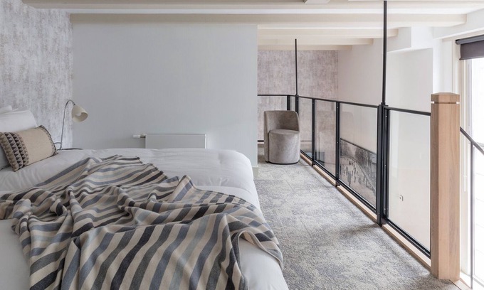 Amsterdam City Centre Apartment | The Wittenberg One Bedroom Mezzanine Apartment
