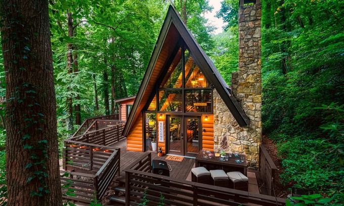 Chalet Village Ski Chalet | ★ The Yay Chalet | A-Frame ♥ of Gatlinburg