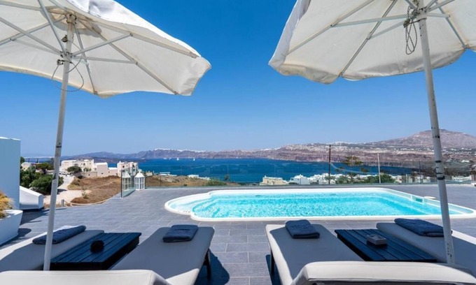 Akrotiri Villa | The Zen Villa with Caldera View and Swimming Pool