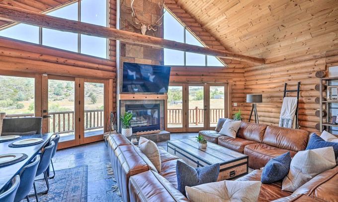 Valley Springs Cabin | Theater + Scenic Views: Valley Springs Cabin!