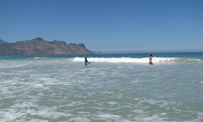 Somerset West Apartment | Theebos Anneline's Self Catering Apartments