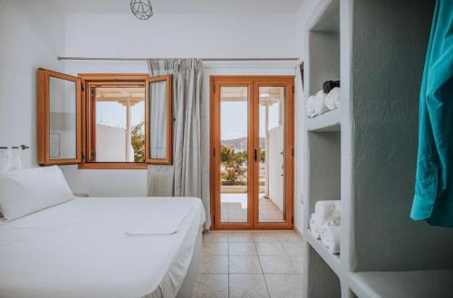 Livadi Apartment | Theros
