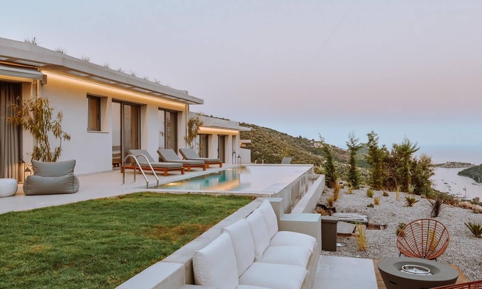 Evgiros Villa | Theros Villa Complex With Private Pools
