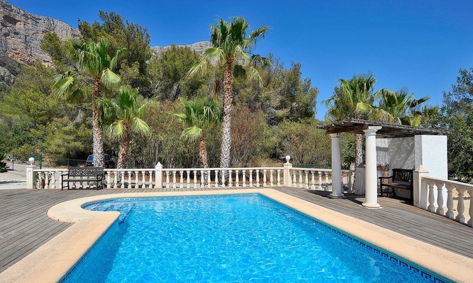 Ermita Villa | This 3-bedroom villa for up to 6 guests is located in Javea and has a private swimming pool, air-con
