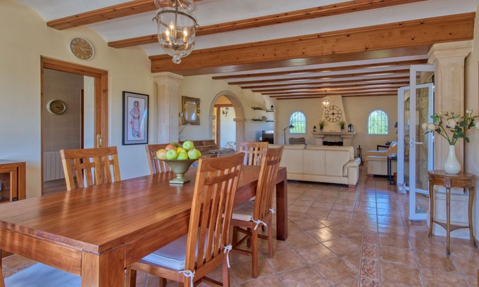 Urbanizacion La Mandarina Villa | This 3-bedroom villa for up to 6 guests is located in Javea and has a private swimming pool, air-con