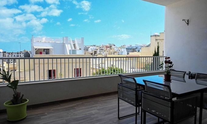 Mellieha Apartment | This apartment is a 2 bedroom(s), 1.5 bathrooms, located in Il-Mellieħa, null.