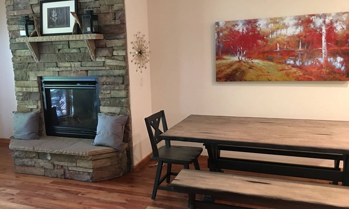 Ouray House | This beautiful, spacious condo is located right off Main Street in Ouray.
