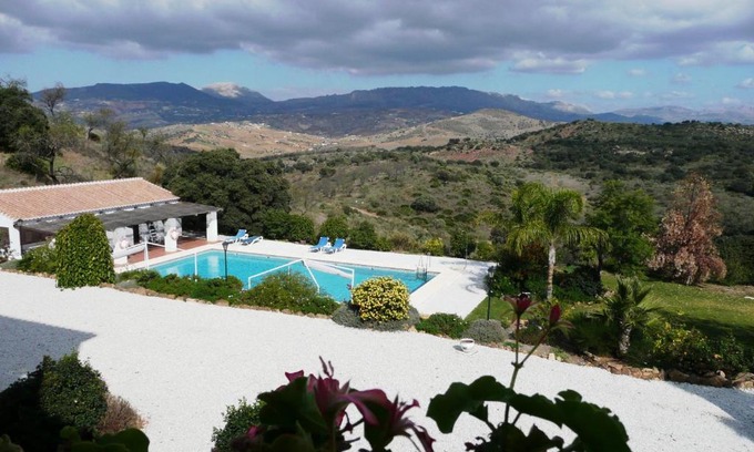 Almogia House | This House Is An Experience In Beauty, Tranquillity And Luxury