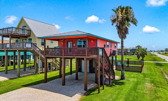 Surfside Beach House | This is a Sweet Little Custom Home Located on the Pedestrian Beach Near Fishing