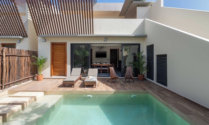 La Veleta Villa | This villa is a 4 bedroom(s), 4 bathrooms, located in Tulum, QR.