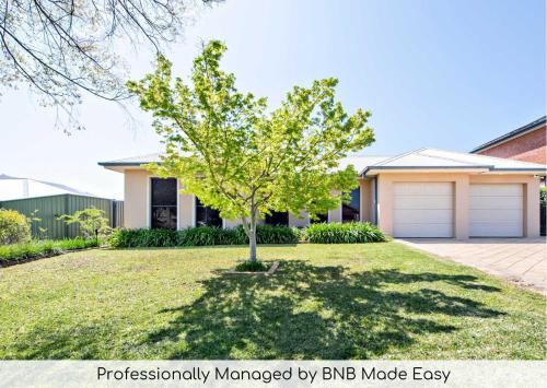 Dubbo House | Thorby House - Comfort & Convenience, Pet Friendly